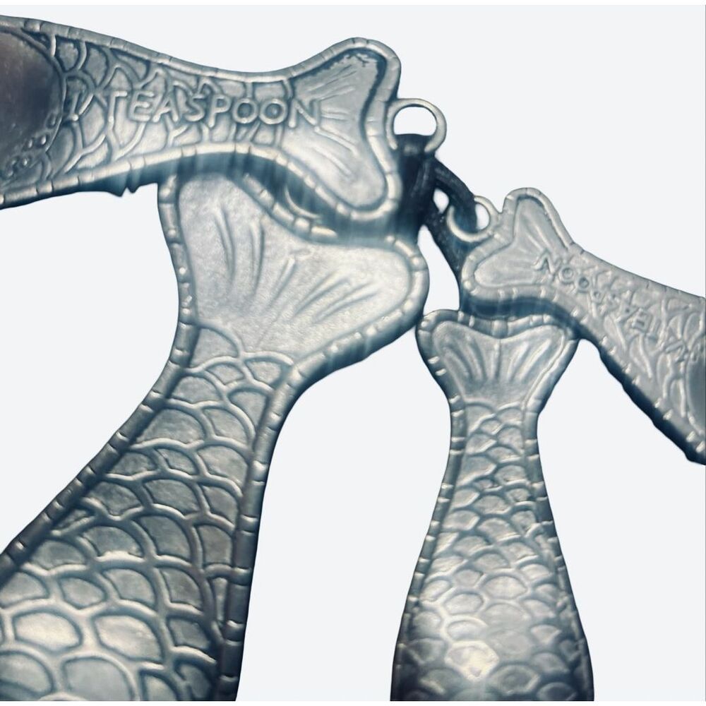 Ganz Silver Fish Measuring Spoons - Picture 6 of 6